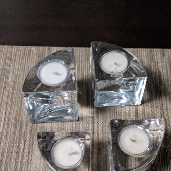 Four-piece crystal tea candle holders - Picture 3 of 3